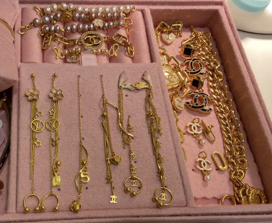 過年期間整理之前買的金飾