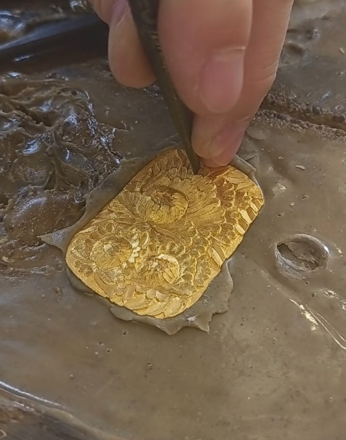 投資也好喜歡也罷，逢低買進